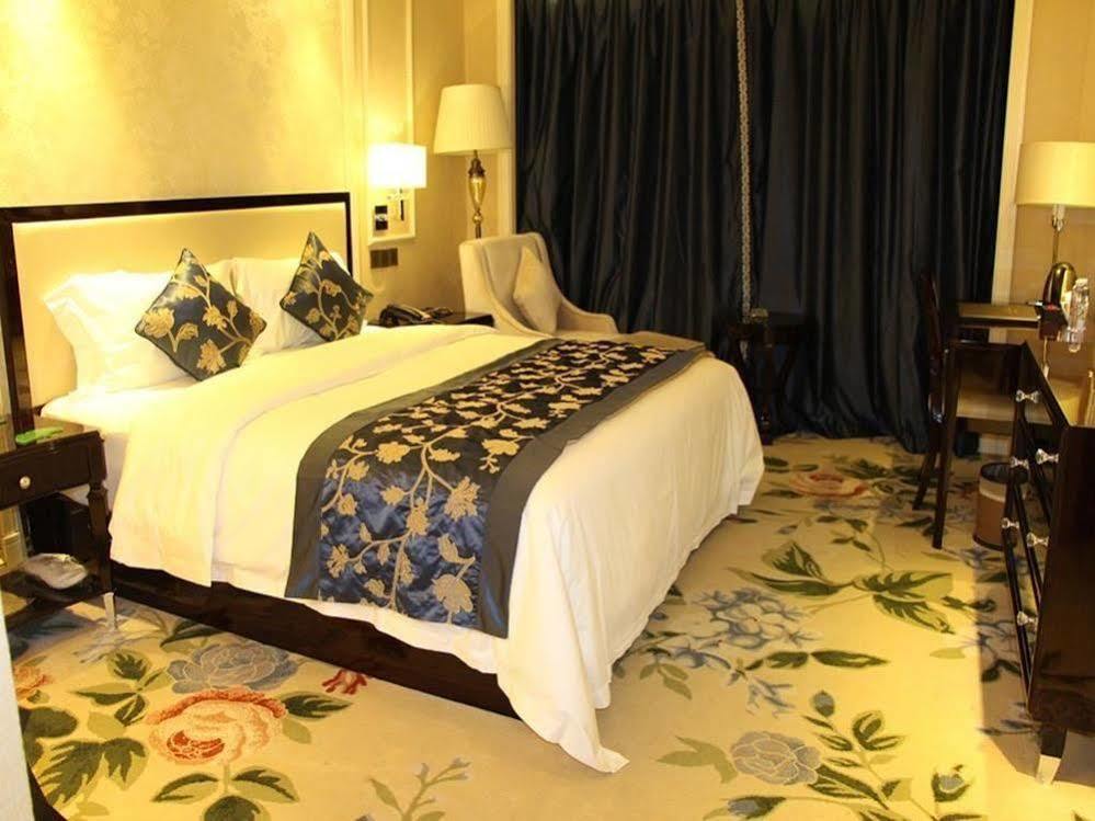 Century Palace Hotel 후이저우 시 외부 사진